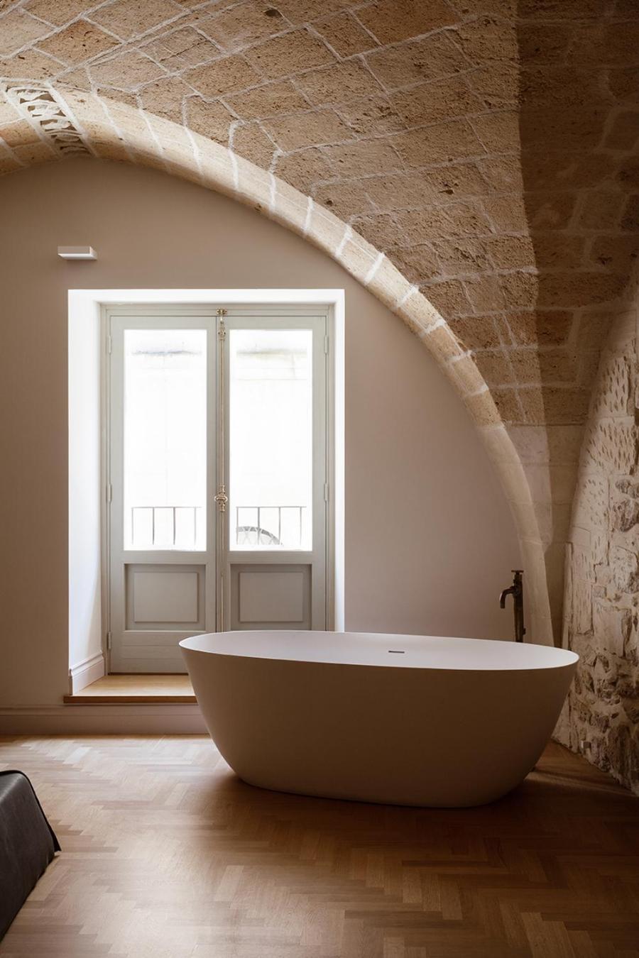 Palazzo Zimara Boutique Hotel *