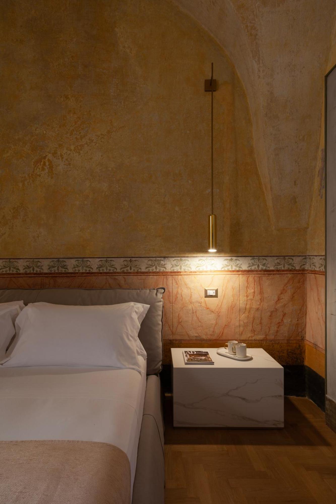 Palazzo Zimara Boutique Hotel *