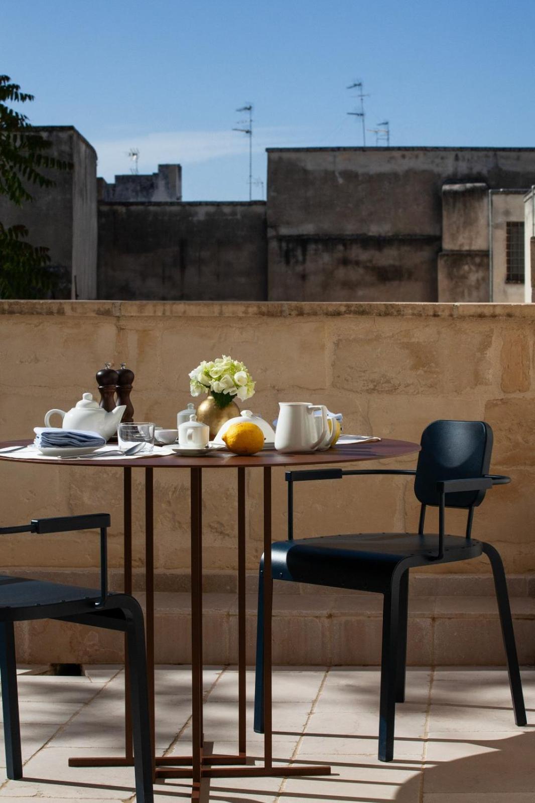 Palazzo Zimara Boutique Hotel *